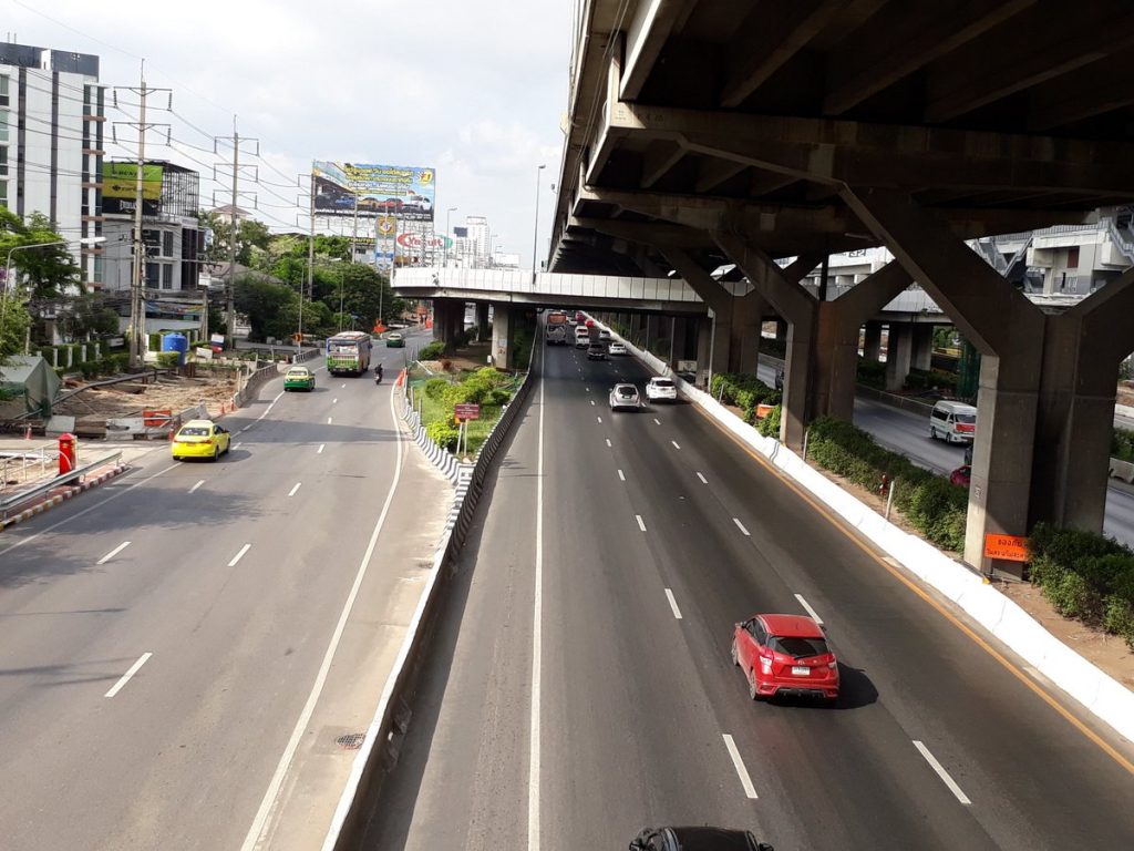 ถนน-8