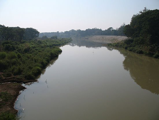 550px-Yom_River_in_Phrae_Province