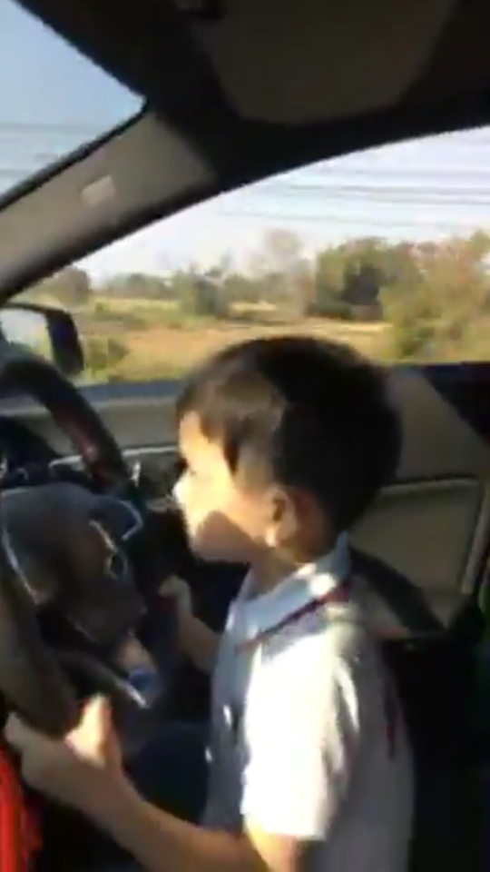 สอนลูกขับรถ-4