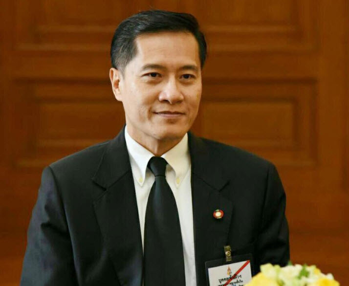 นายวีระศักดิ์ โควสุรัตน์-1