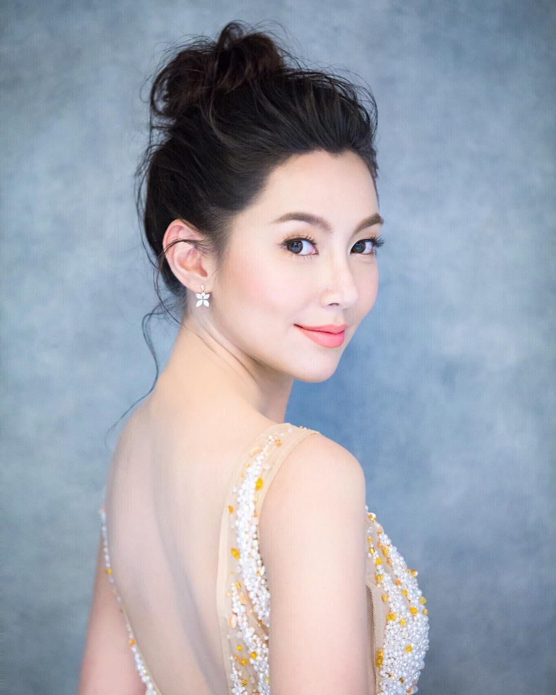 เบล4
