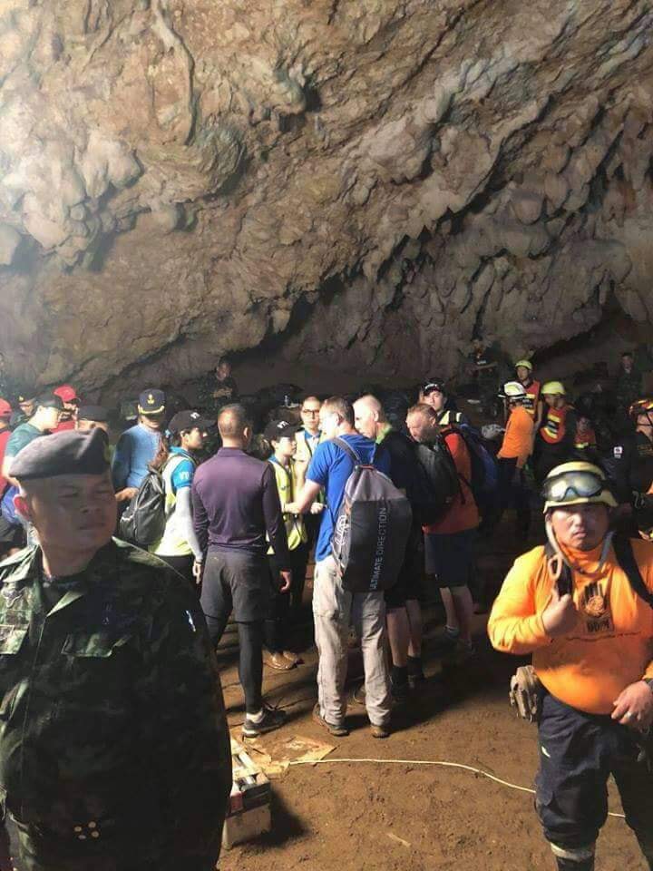 36323660_1705876629525800_1526550197268643840_n