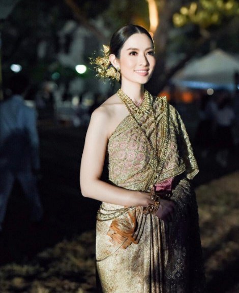 แอ๊ฟ2